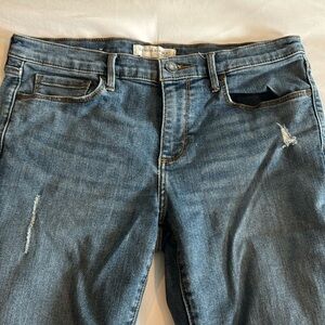 BANANA REPULIC SIZE 29 JEANS